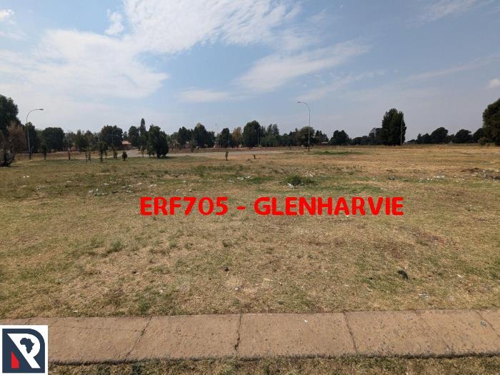 ERF705, LONG27,6257791, LAT-26,3867032, SMOUSPOORT STREET