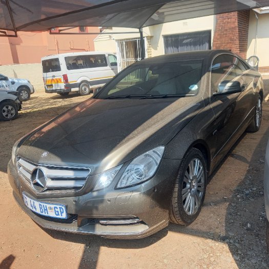 MERCEDES BENZ E250 CG44BHGP