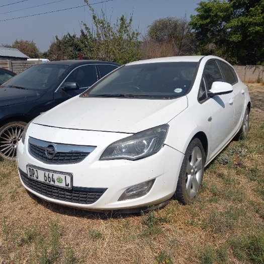 2011 OPEL ASTRA TURBO DPJ664L