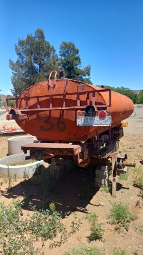 1500 LTR SINGLE AXEL TANKER RAILER