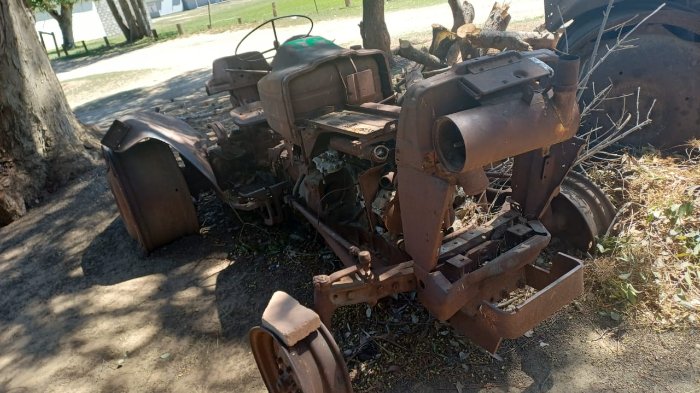 TRACTOR SCRAP