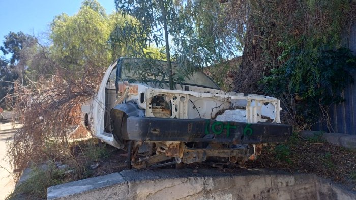 NISSAN HARDBODY SHELL