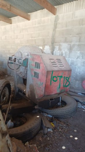 CONCRETE MIXER