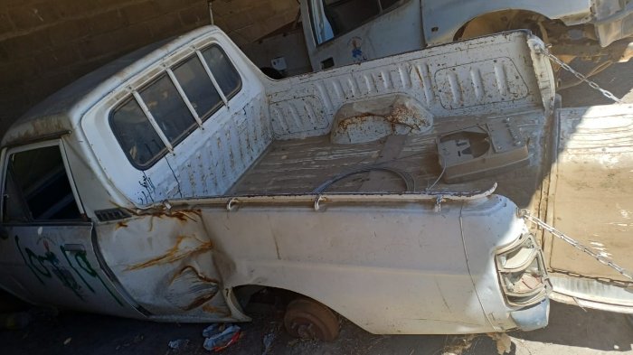 ACCIDENT DAMAGED NO ENGINE SHELL ONLY NISSAN 1400