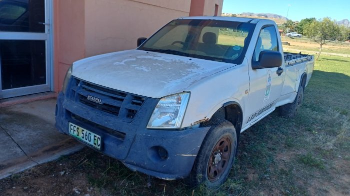 ISUZU KB