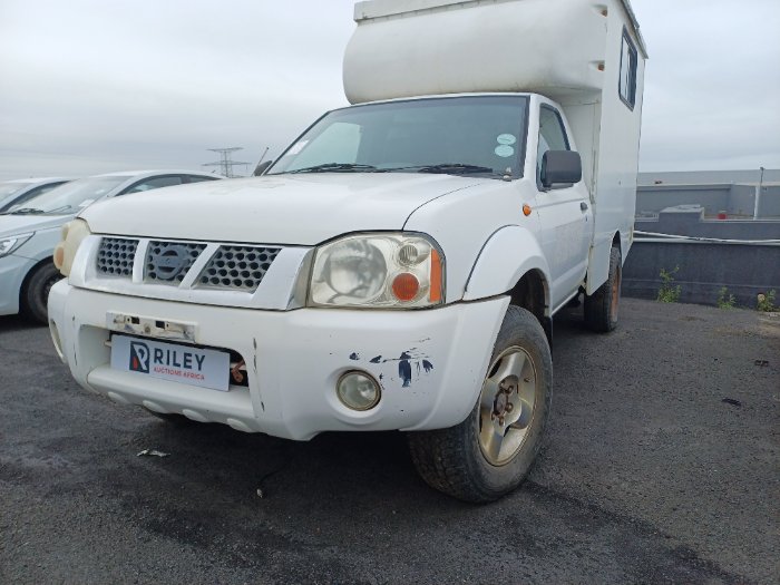 2003 NISSAN HARDBODY 2400I LWB (WHITE)