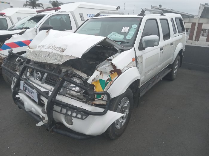 2019 NISSAN 2.4 DC 4X4 HR+ABS (WHITE)