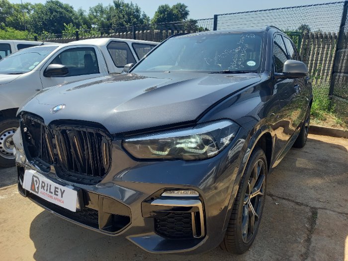 2021 BMW X5 (DARK GREY)