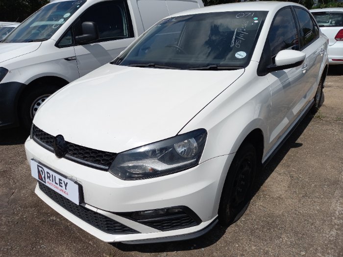 2020 POLO VIVO (WHITE)