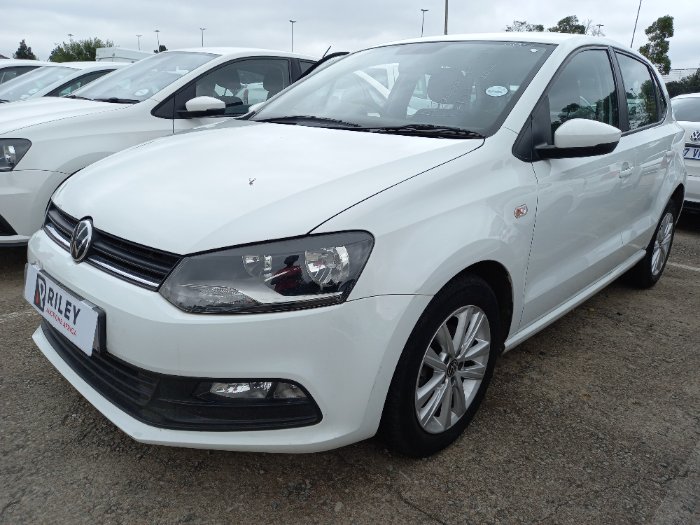 2023 VOLKSWAGEN POLO VIVO 14 63KW C/LINE HB (2021-2023) (WHITE)