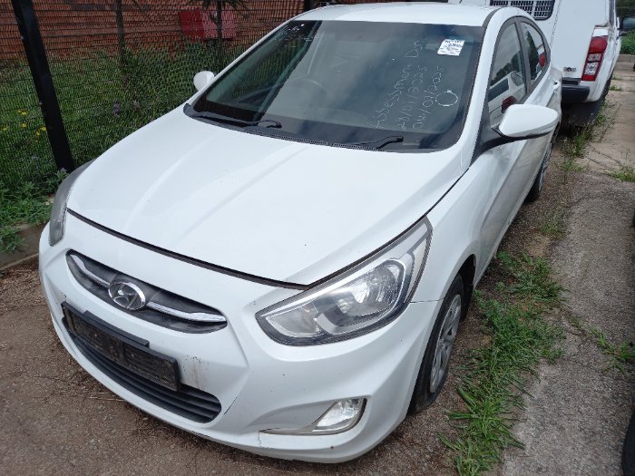 2019 HYUNDAI ACCENT (WHITE)