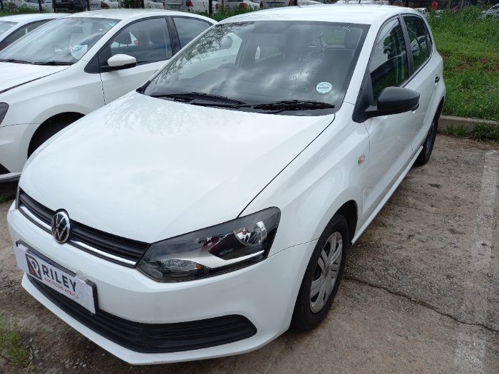 2022 VOLKSWAGEN POLO VIVO 14 55KW T/LINE HB (2021-2022) (WHITE)