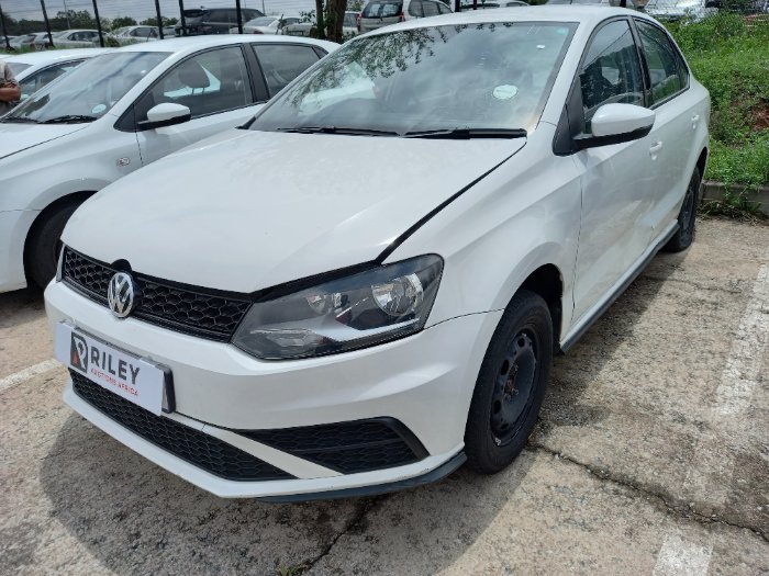 2021 VW POLO (WHITE)