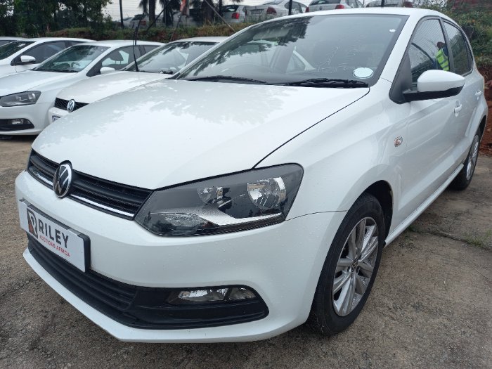 2022 VOLKSWAGEN POLO VIVO 14 63KW C/LINE HB (2021-2023) (WHITE)