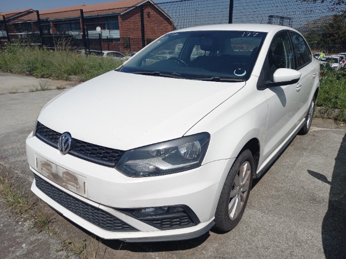 2020 VW POLO (WHITE)