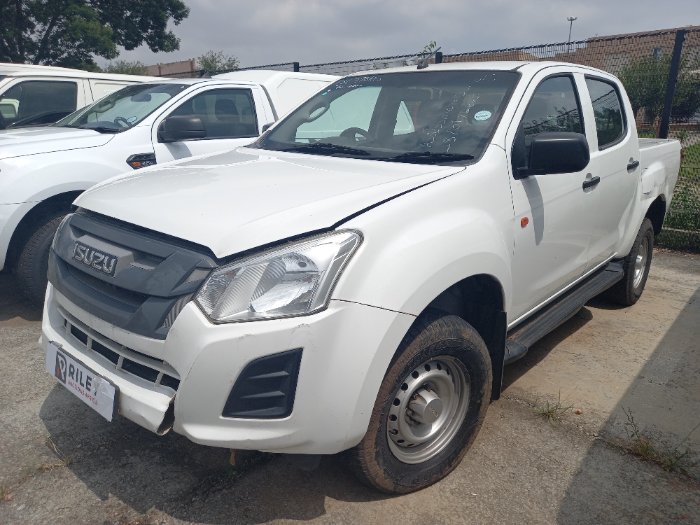2019 ISUZU DMAX (WHITE)
