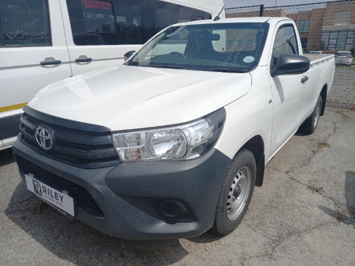 2021 TOYOTA HILUX (WHITE)