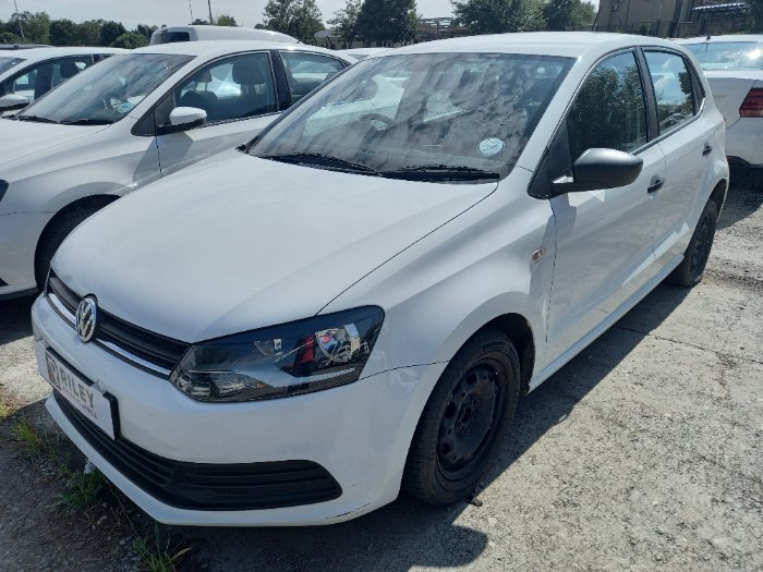 2020 VW POLO VIVO (WHITE)