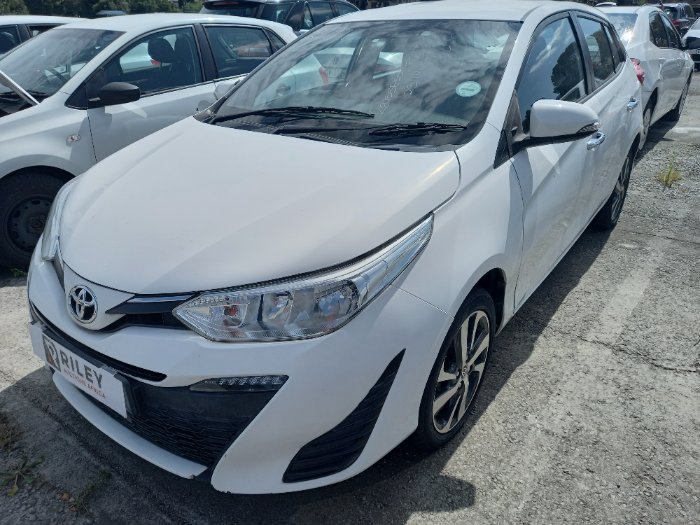2021 TOYOTA YARIS (WHITE)