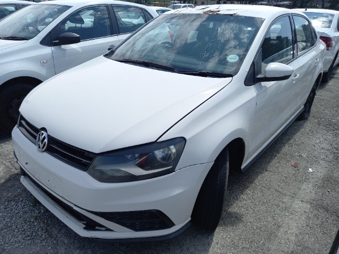 2021 VW POLO (WHITE)