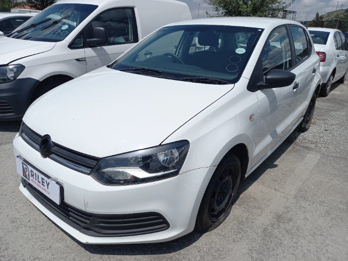2018 VW POLO VIVO (WHITE)