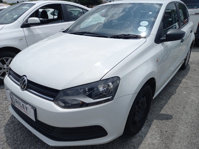 2022 VW POLO (WHITE)