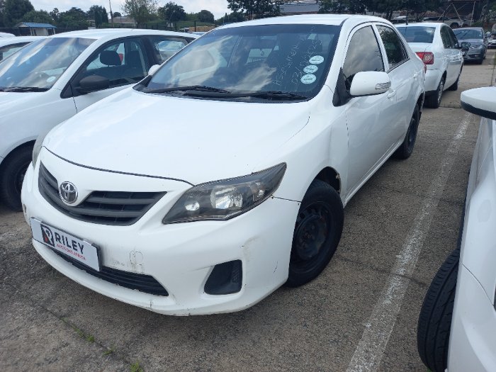 2011 TOYOTA COROLLA (WHITE)
