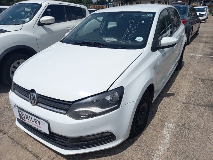 2019 VW POLO VIVO (WHITE)