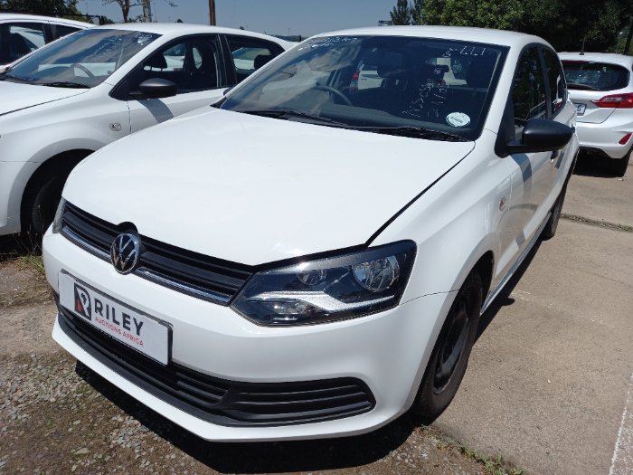 2022 VW POLO VIVO (WHITE)