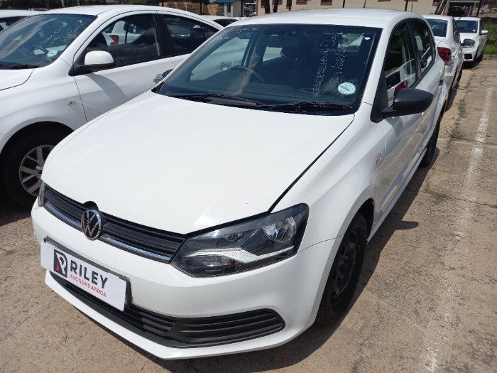 2022 VW POLO VIVO (WHITE)