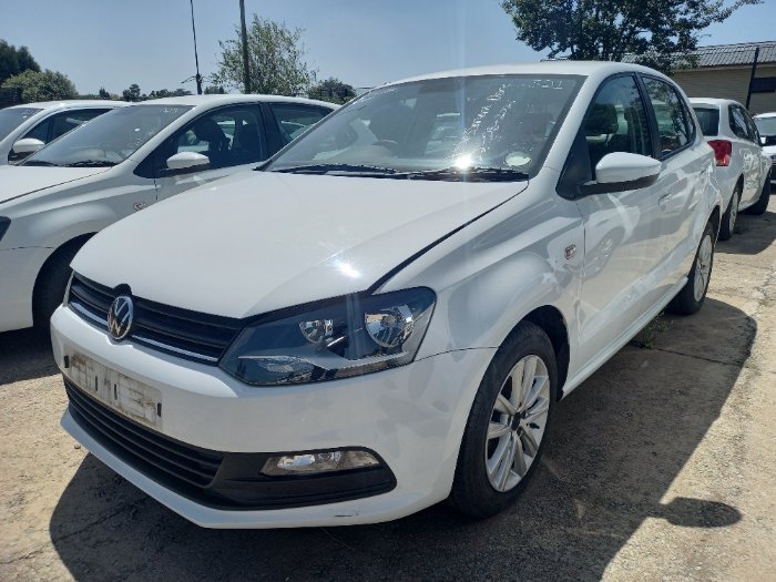 2022 VW POLO (WHITE)