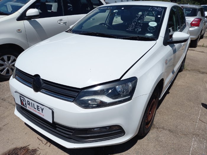 2020 VW POLO (WHITE)