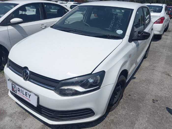 2022 VW POLO VIVO (WHITE)
