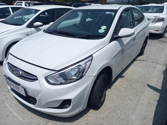 2019 HYUNDAI ACCENT (WHITE)