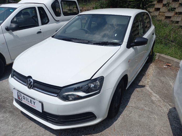 2022 VW POLO VIVO (WHITE)