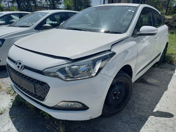 2017 HYUNDAI I20 (WHITE)