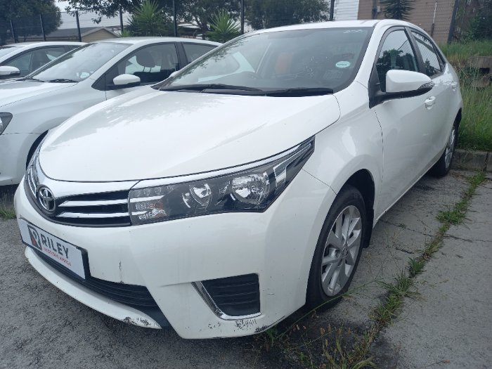 2016 TOYOTA COROLLA (WHITE)