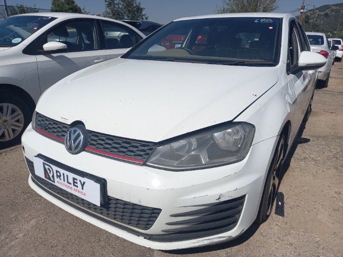 2017 VW GOLF GTI (WHITE)