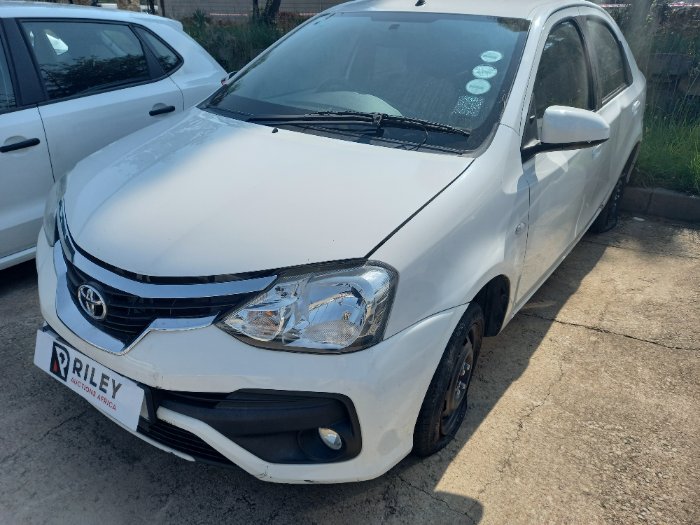 2019 TOYOTA ETIOS (WHITE)