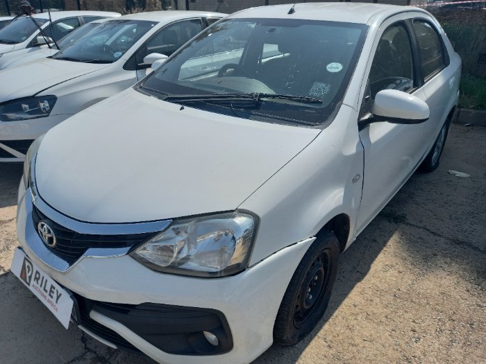 2019 TOYOTA ETIOS (WHITE)