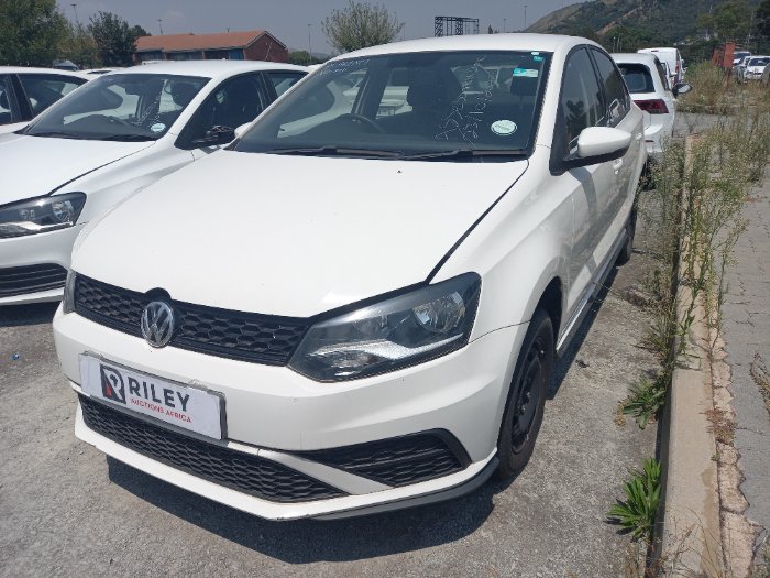 2022 VW POLO VIVO (WHITE)