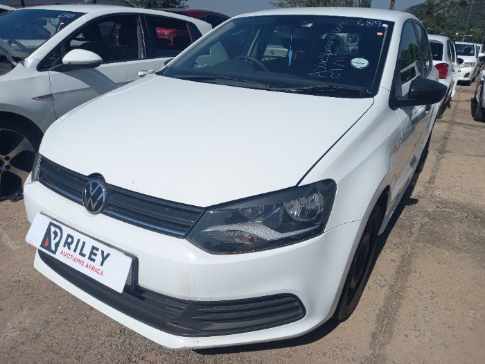 2022 VW POLO VIVO (WHITE)