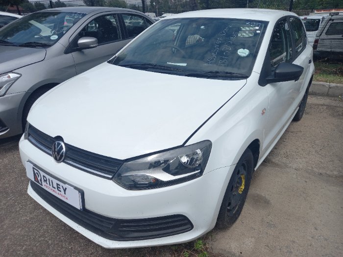 2022 VW POLO VIVO (WHITE)