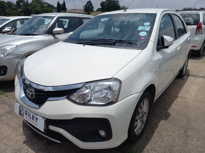 2020 TOYOTA ETIOS (WHITE)