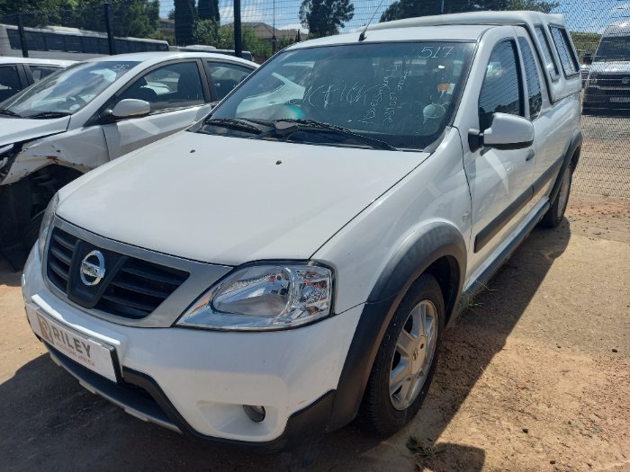 2019 NISSAN NP200 (WHITE)