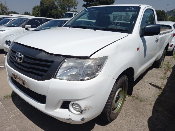 2014 TOYOTA HILUX (WHITE)