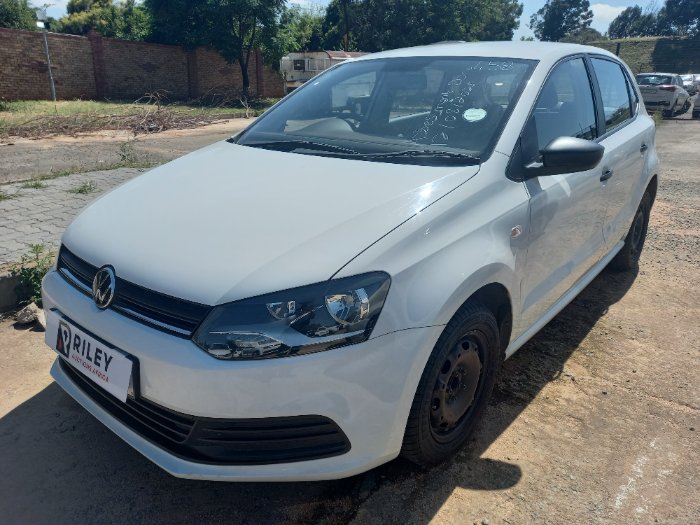 2022 VW POLO VIVO (WHITE)