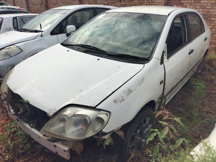 TOYOTA COROLLA 160L GLE SEDAN (WHITE)