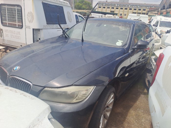 BMW 325I (WHITE)