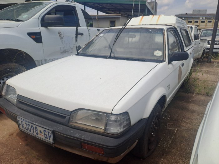 MAZDA RUSTLER (WHITE)
